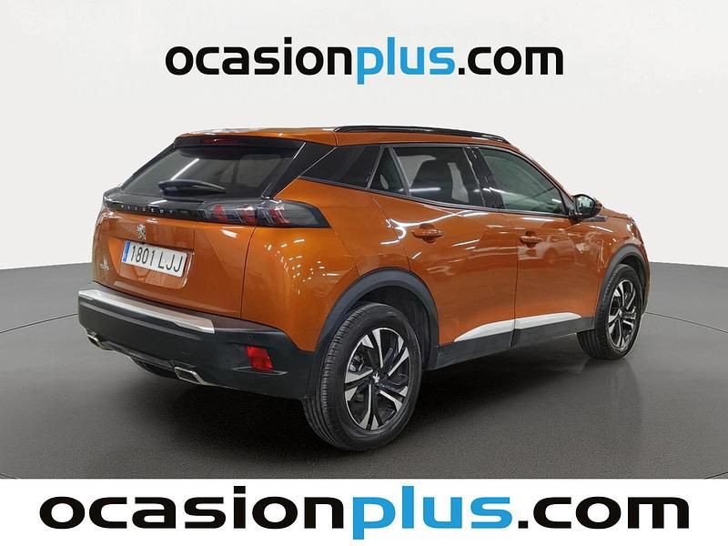 Usado Peugeot 2008 Allure 130 CV (95 kW) 2020 Naranja SUV