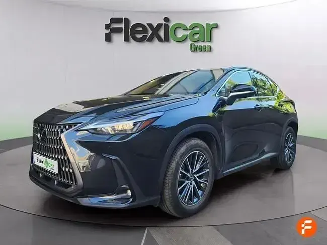 Usado Lexus NX350h Executive Line 242 CV (177 kW) 2022 Negro