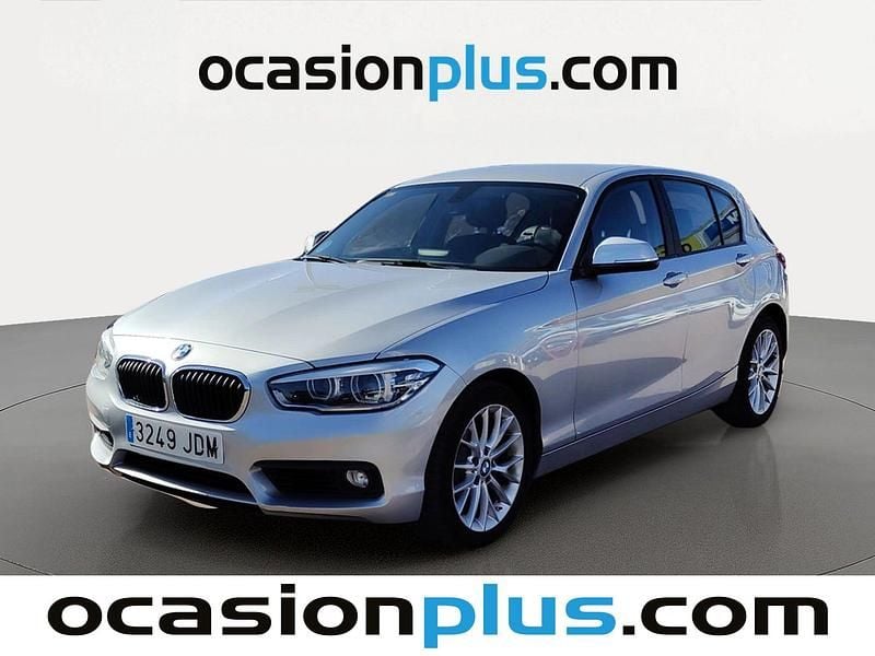 Usado BMW 118 150 CV (110 kW) 2015 Gris plata Utilitario