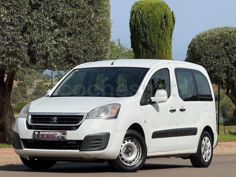 Usado Peugeot Partner Tepee Active 100 CV (73 kW) 2015 Blanco Monovolumen