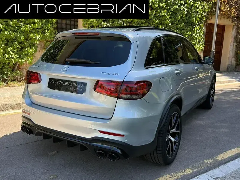 Usado Mercedes GLC43 AMG AMG 390 CV (286 kW) 2023 Gris / plata SUV