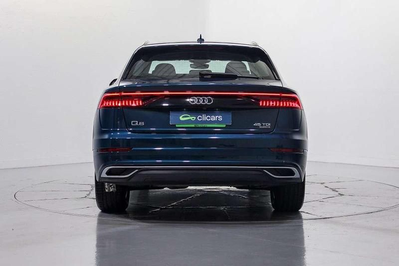 Usado Audi Q8 Premium 231 CV (169 kW) 2020 Azul SUV