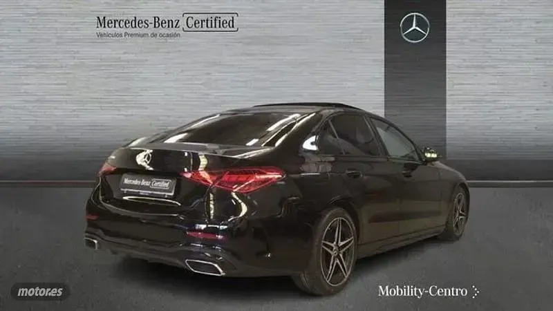 Usado Mercedes C220 200 CV (147 kW) 2025 Negro Berlina