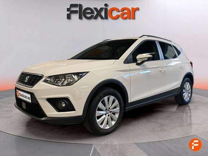 Usado Seat Arona Ecomotive 95 HP (69 kW) 2018 Branco SUV