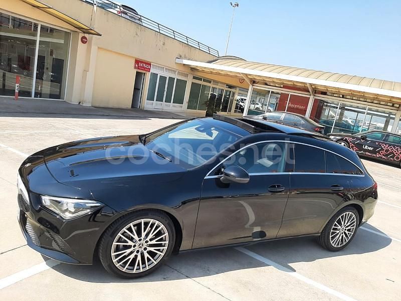 Negro Usado 2020 Mercedes CLA200 Shooting Brake Familiar | 27.990 € (Precio justo) - Imagen 1/4