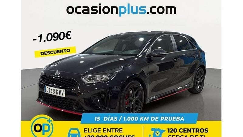 Usado Kia Ceed GT GT-Line 140 CV (102 kW) 2019 Negro Utilitario