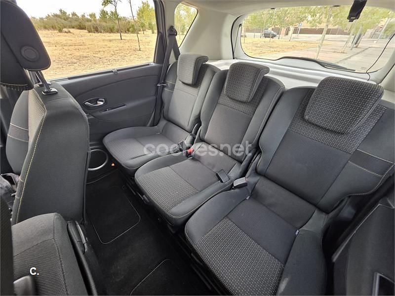 Gris / plata Usado 2010 Renault Scénic III Dynamique Monovolumen | 4280 € (Buen precio) - Imagen 1/2