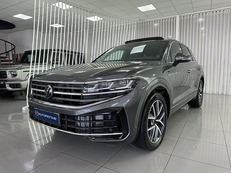 Usado VW Touareg 231 CV (169 kW) 2025 Gris / plata SUV
