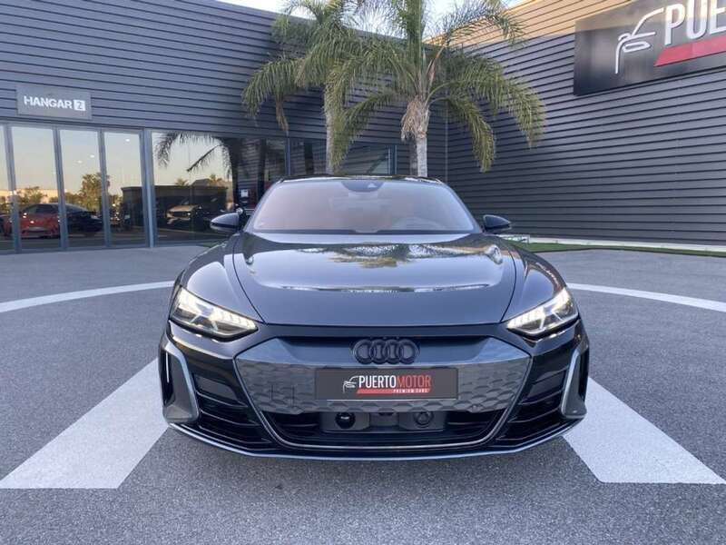 Usado Audi e-tron GT quattro Ambiente 430 kW (585 CV) 2022 Negro Berlina