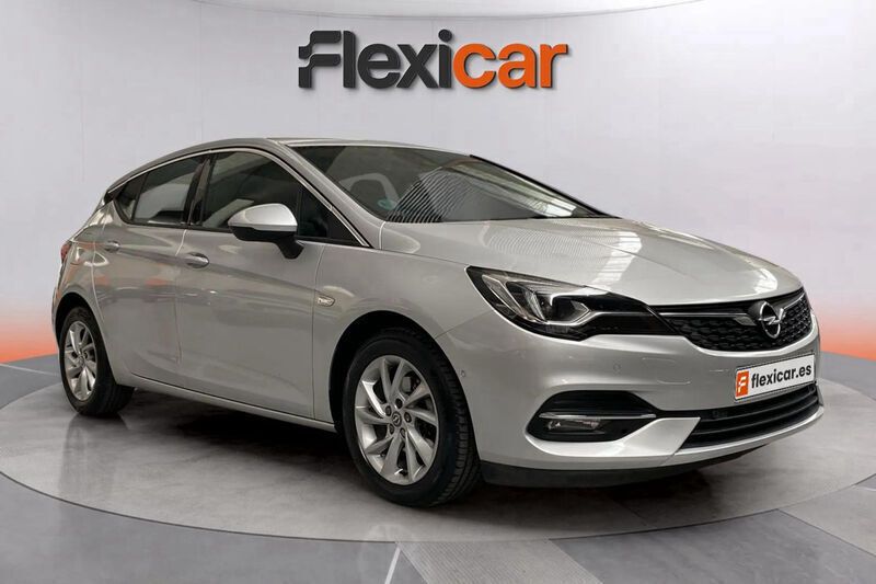 Gris Usado 2021 Opel Astra Ultimate Berlina | 13.490 € (Precio justo) - Imagen 1/4