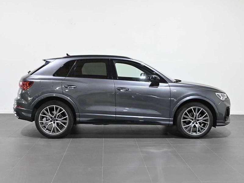Usado Audi Q3 S-Line 150 CV (110 kW) 2021 Gris SUV