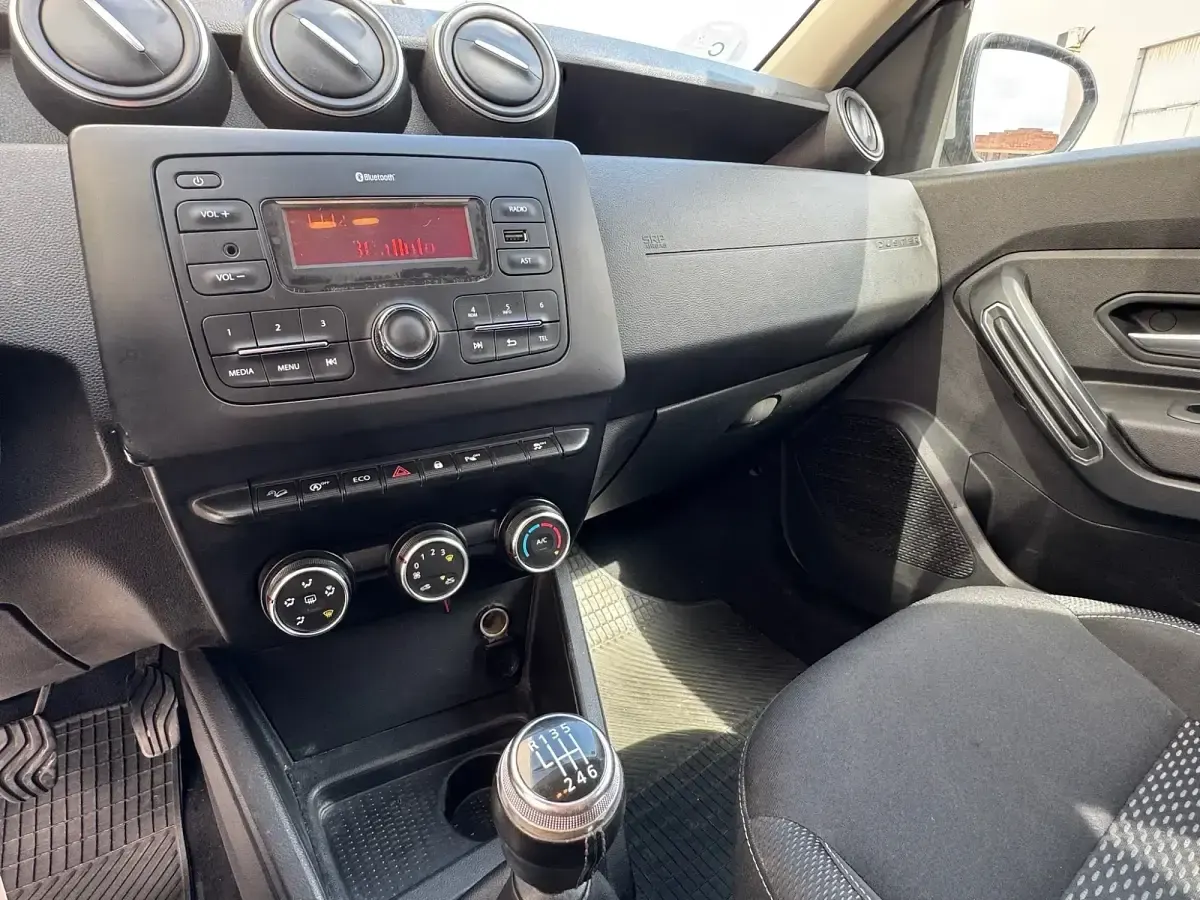 Usado Dacia Duster Comfort 115 CV (84 kW) 2019 Azul SUV