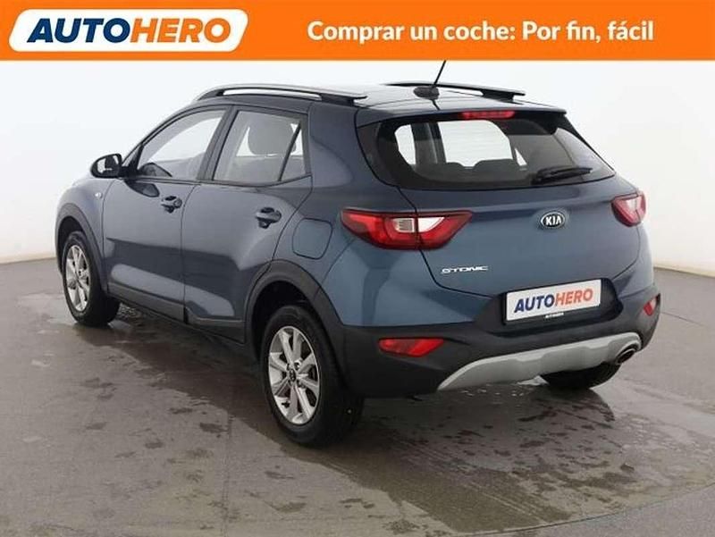 Usado Kia Stonic 79 CV (58 kW) 2019 Azul SUV