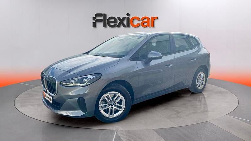 Usado BMW 218 136 CV (100 kW) 2023 Gris Familiar