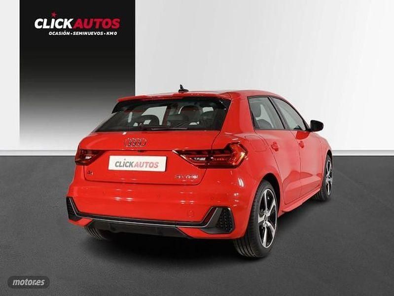 Usado Audi A1 Comfort 110 CV (80 kW) 2023 Rojo Berlina