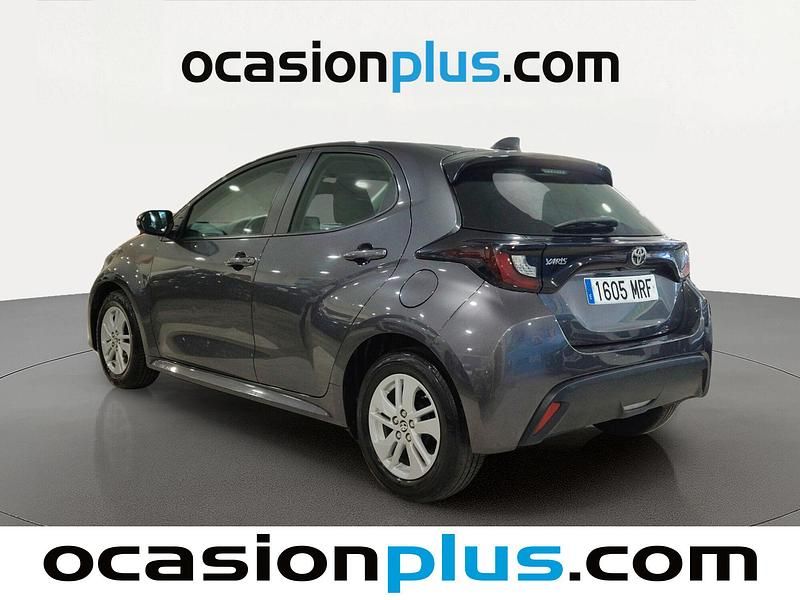 Usado Toyota Yaris Edition 125 CV (91 kW) 2024 Gris Utilitario