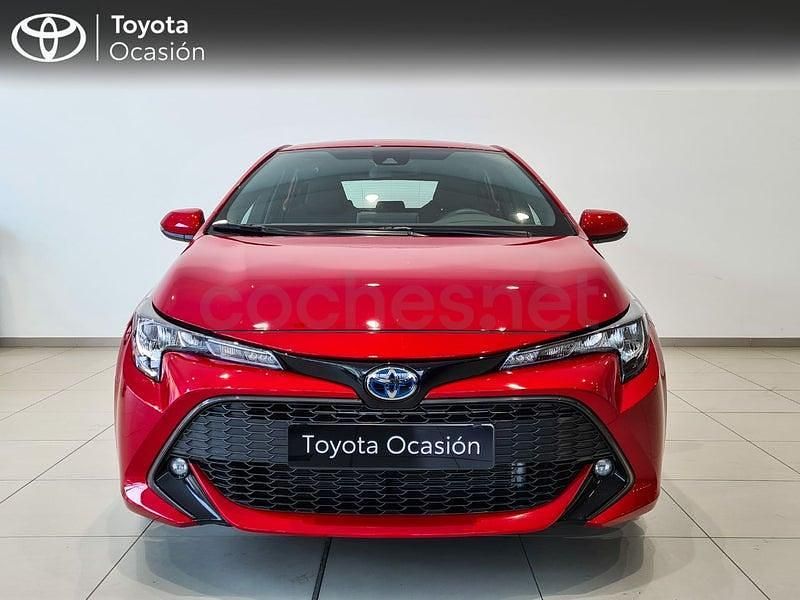 Usado Toyota Corolla Active 122 CV (89 kW) 2021 Rojo Berlina