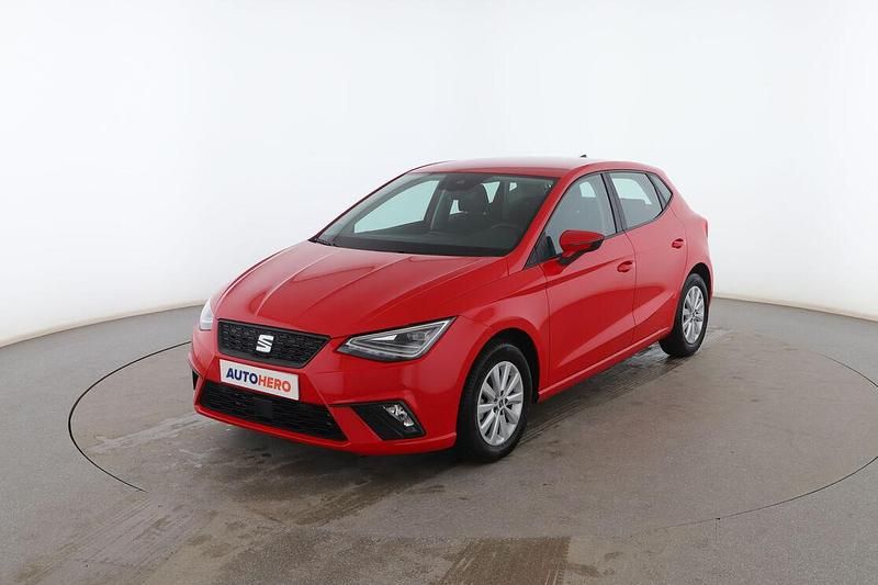 Rojo Usado 2022 Seat Ibiza Style Plus Utilitario | 14.599 € (Precio justo) - Imagen 1/3