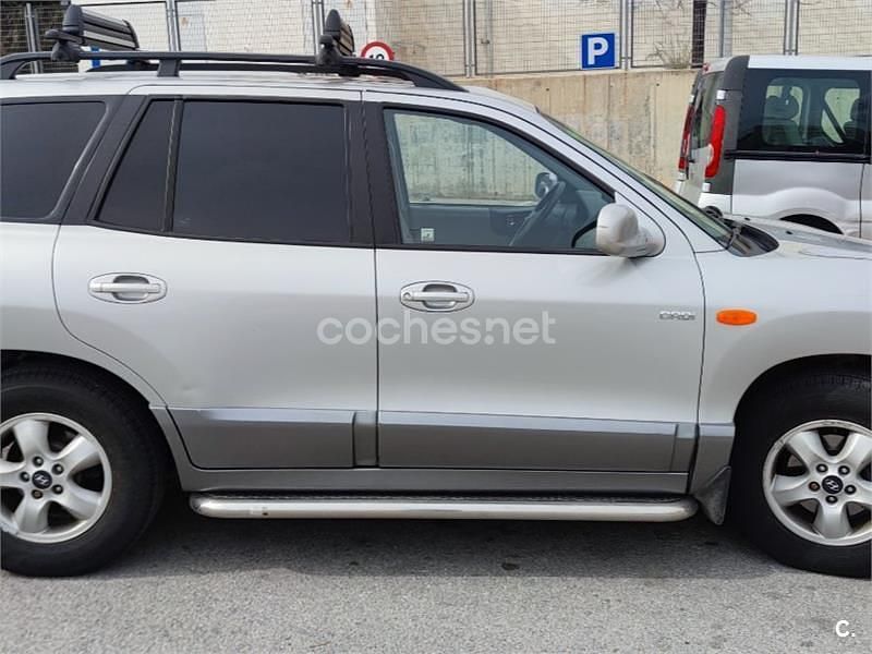 Usado Hyundai Santa Fe Style 125 CV (91 kW) 2005 Gris / plata SUV
