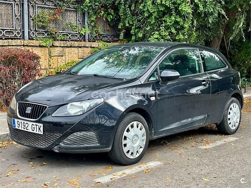 Negro Usado 2010 Seat Ibiza SC Reference Utilitario | 4590 € (Buen precio) - Imagen 1/4