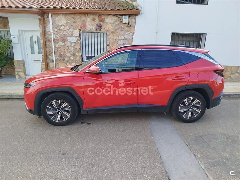 Usado Hyundai Tucson 150 CV (110 kW) 2022 Rojo SUV