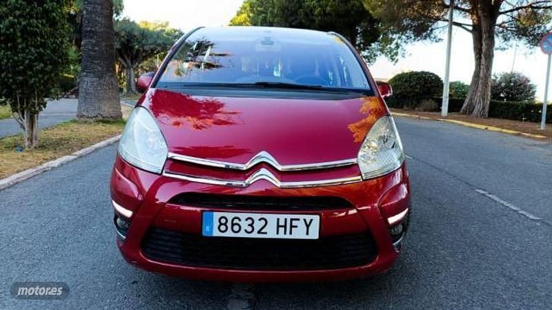 Usado Citroën C4 Picasso Seduction 112 CV (82 kW) 2011 Rojo Monovolumen