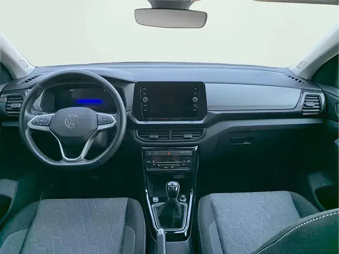 Usado VW T-Cross Life 95 CV (69 kW) 2025 Gris / plata SUV