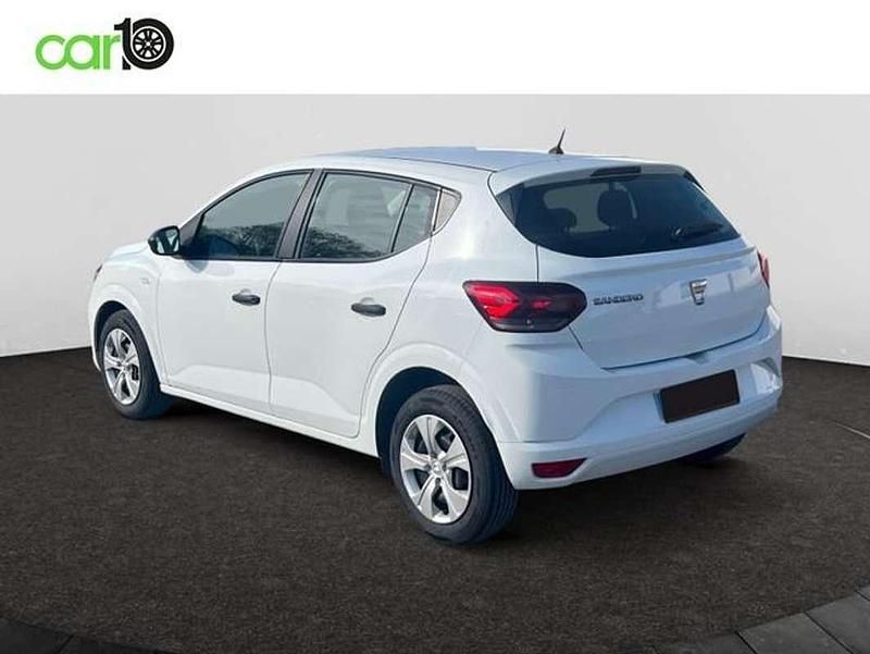 Usado Dacia Sandero Comfort 91 CV (66 kW) 2021 Blanco Utilitario