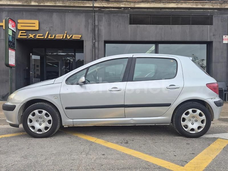 Gris / plata Usado 2004 Peugeot 307 Berlina | 2995 € (Precio justo) - Imagen 1/4