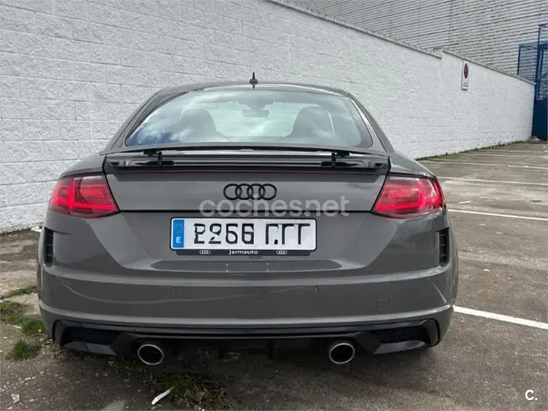 Usado Audi TT S-Line 245 CV (180 kW) 2021 Gris / plata Coupe
