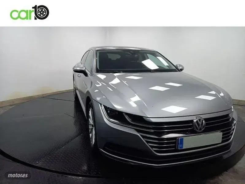 Usado VW Arteon 150 CV (110 kW) 2019 Gris Utilitario