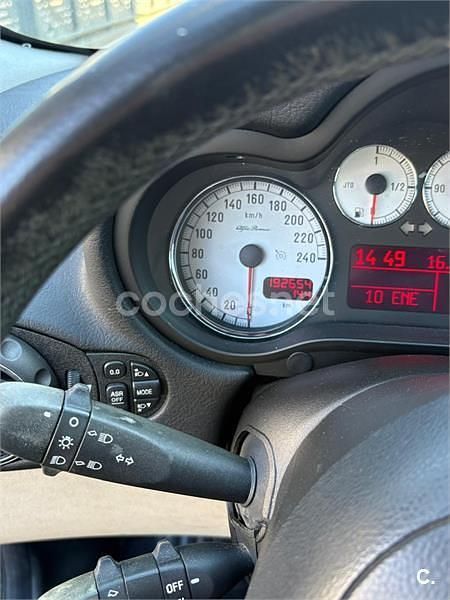 Usado Alfa Romeo GT 150 CV (110 kW) 2008 Negro Coupe