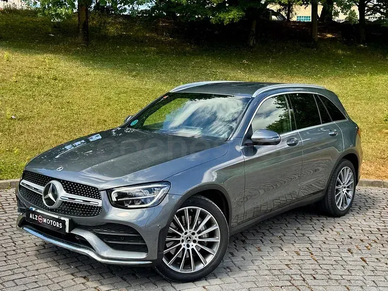 Usado Mercedes GLC200 163 CV (119 kW) 2022 Gris / plata SUV