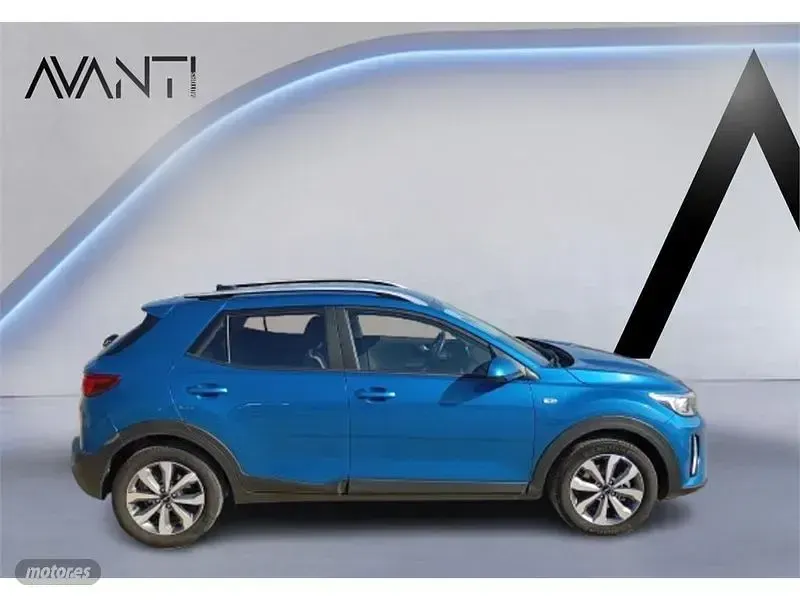 Usado Kia Stonic 100 CV (73 kW) 2024 Azul SUV