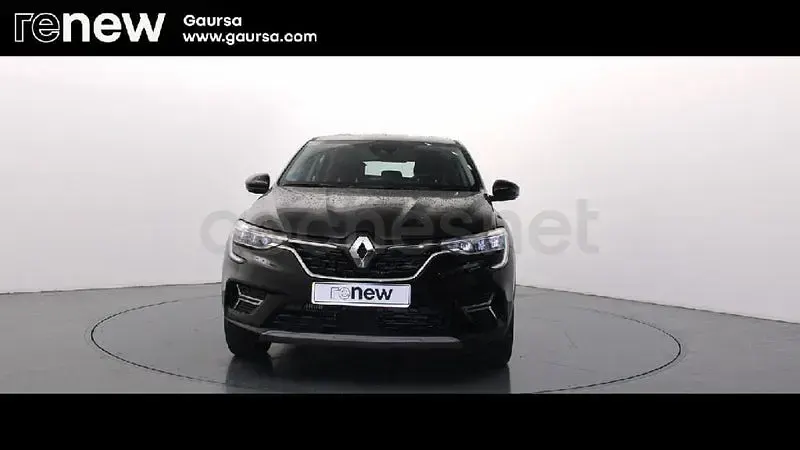 Usado Renault Arkana Intens 140 CV (102 kW) 2022 Negro SUV