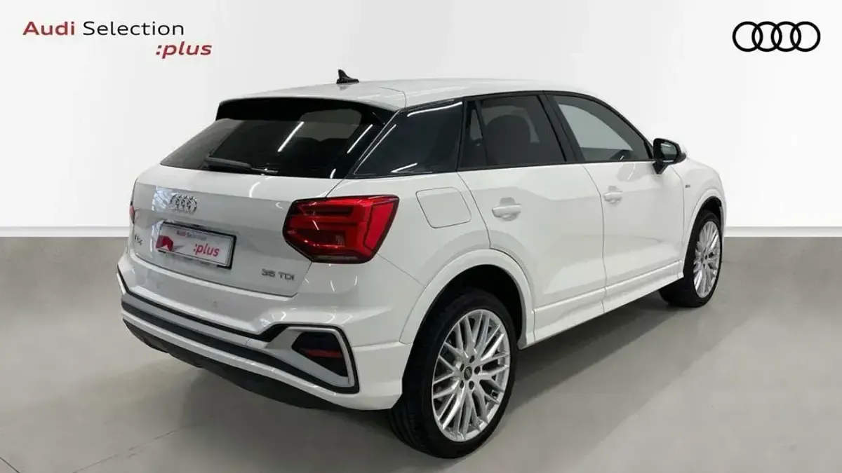 Usado Audi Q2 S-Line 150 CV (110 kW) 2023 Blanco SUV