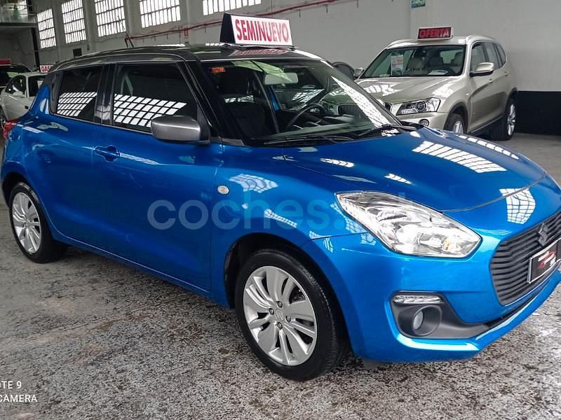 Usado Suzuki Swift 94 CV (69 kW) 2017 Azul Berlina