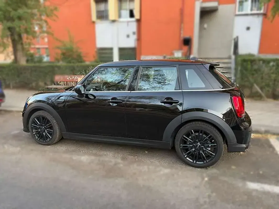 Usado Mini Cooper 136 CV (100 kW) 2021 Negro Utilitario