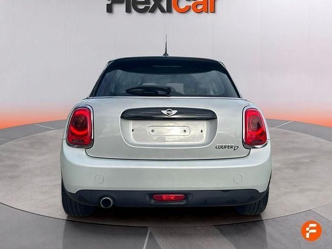 Usado Mini Cooper D 116 CV (85 kW) 2018 Gris Utilitario