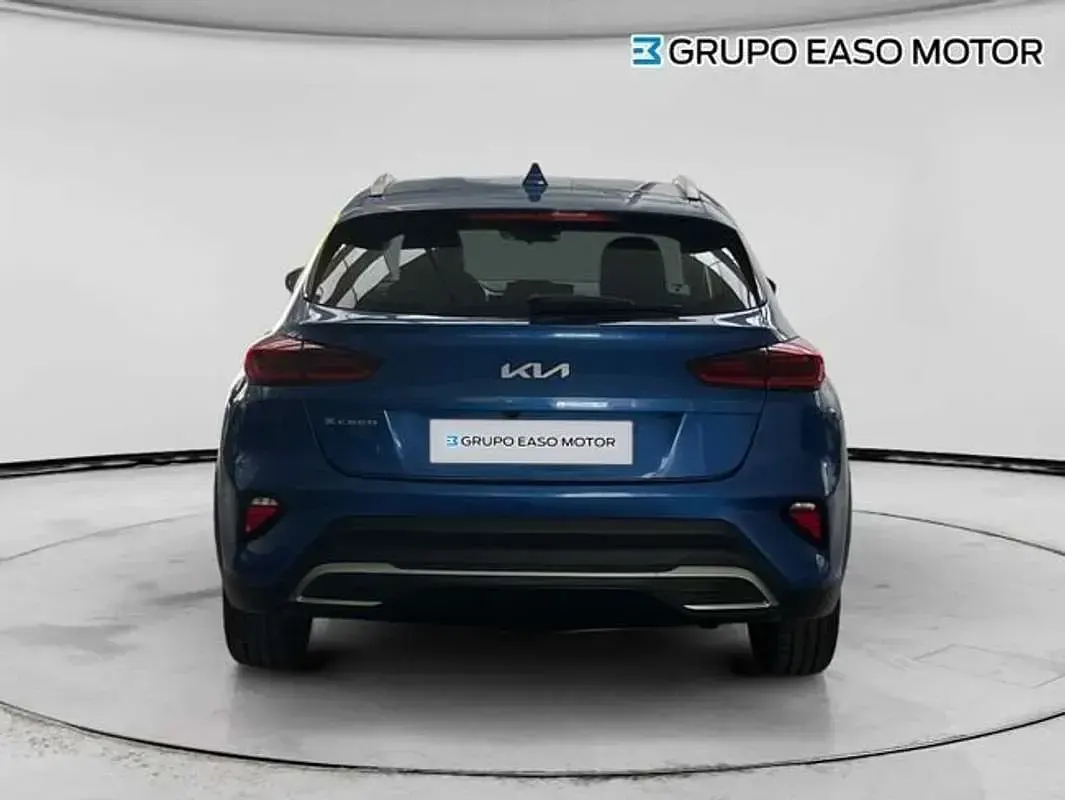 Usado Kia XCeed 120 CV (88 kW) 2024 Azul SUV