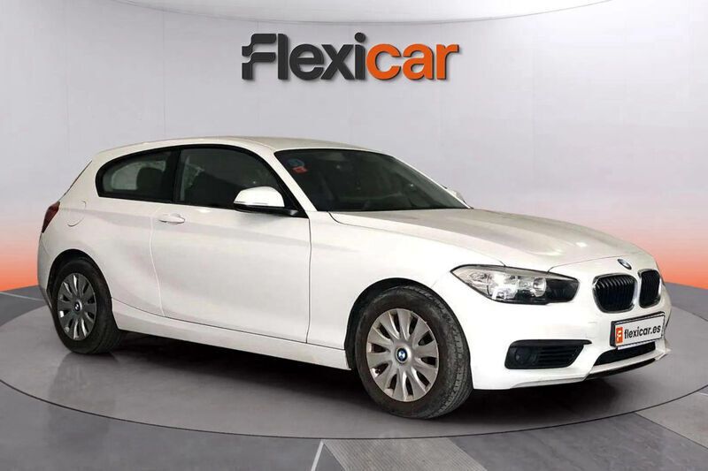 Blanco Usado 2019 BMW 118 Comfort Edition Utilitario | 14.290 € (Super precio) - Imagen 1/4