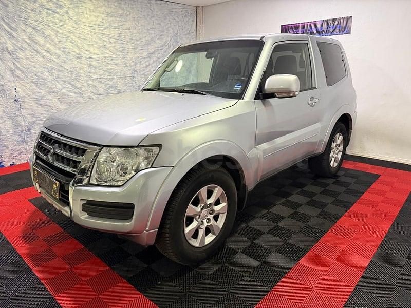 Usado Mitsubishi Montero 190 CV (139 kW) 2016 Gris / plata SUV