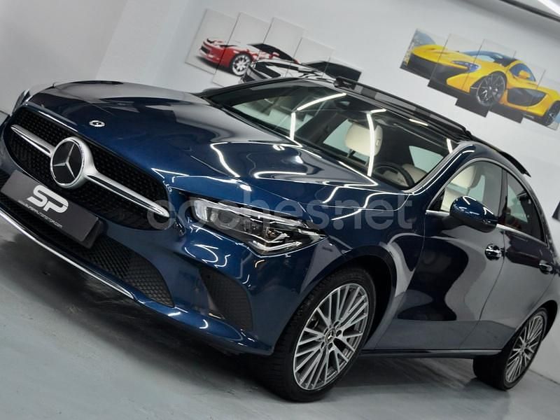 Azul Usado 2021 Mercedes CLA250e Berlina | 32.900 € (Caro) - Imagen 1/4