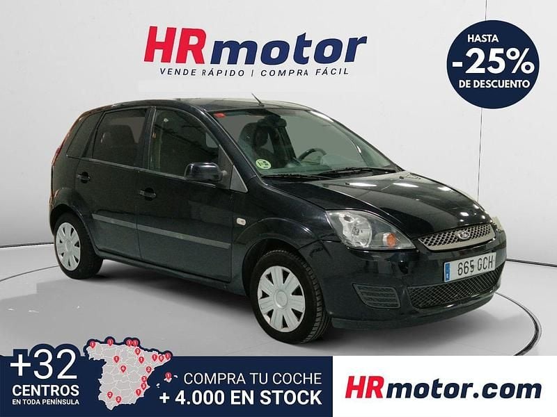 Usado Ford Fiesta Futura 90 CV (66 kW) 2008 Negro Utilitario