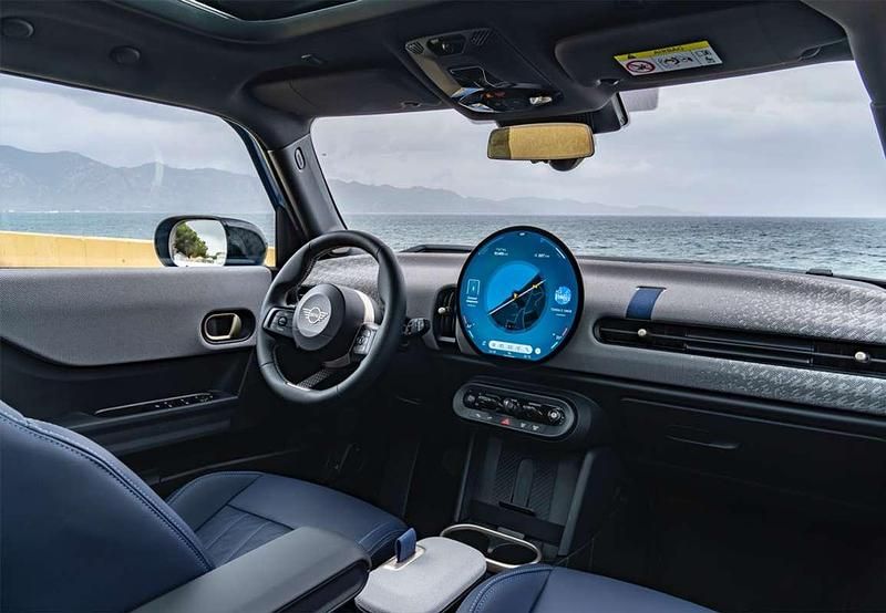 Usado Mini Cooper Classic 156 CV (114 kW) 2015 Negro Utilitario