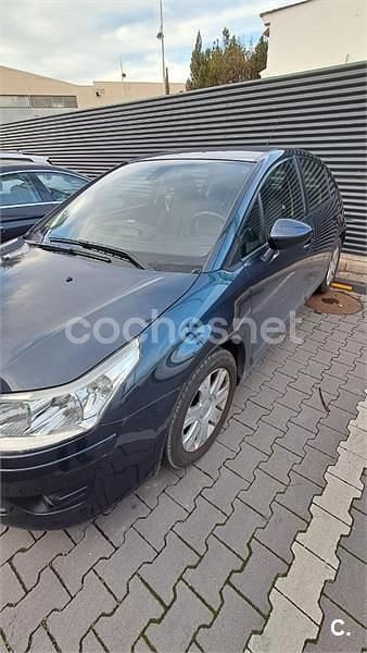 Usado Citroën C4 Exclusive 92 CV (67 kW) 2010 Azul Berlina