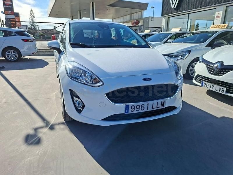 Usado Ford Fiesta Trend 75 CV (55 kW) 2020 Blanco Utilitario