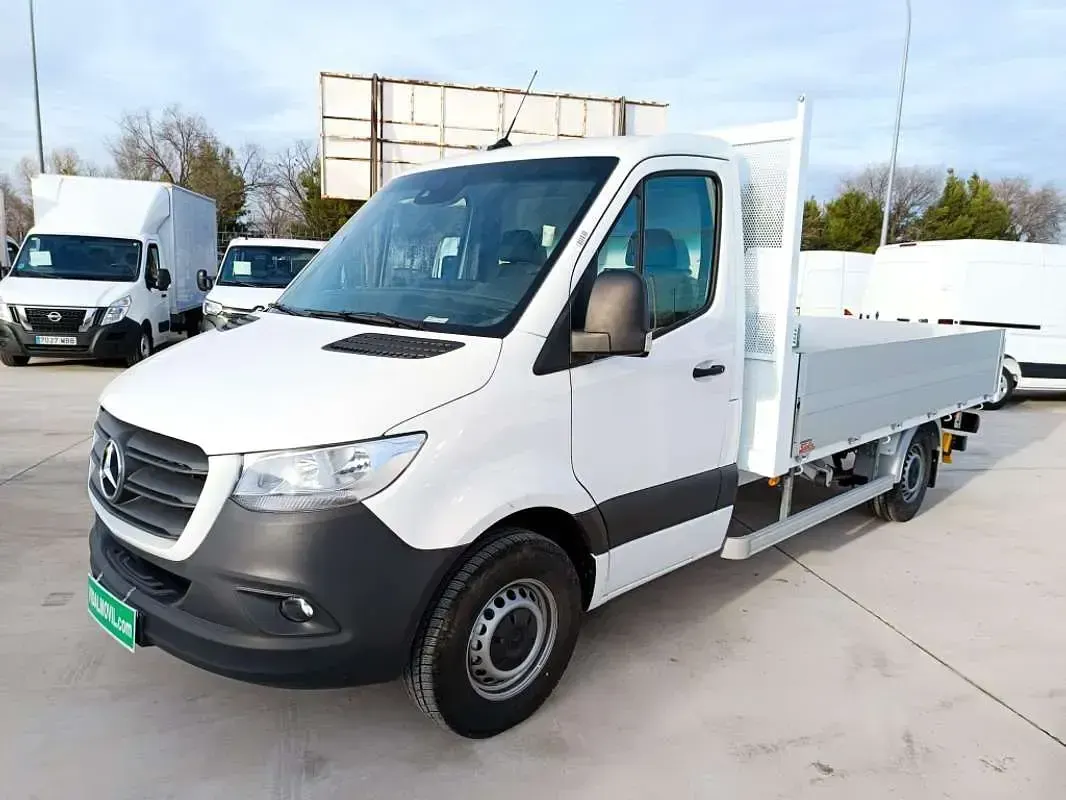Nuevo Mercedes Sprinter 150 CV (110 kW) 2025 Blanco Van