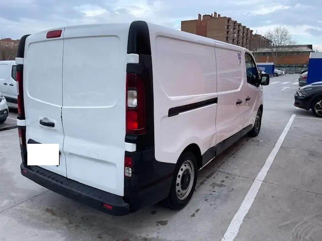 Usado Opel Vivaro Expression 120 CV (88 kW) 2018 Blanco Monovolumen