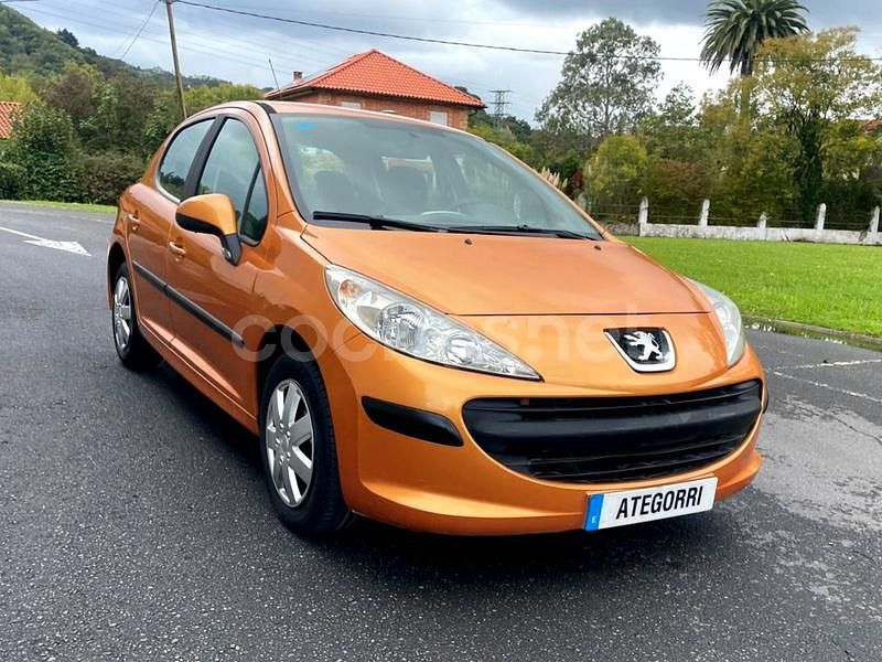 Naranja Usado 2007 Peugeot 207 Berlina | 3499 € (Precio justo) - Imagen 1/4